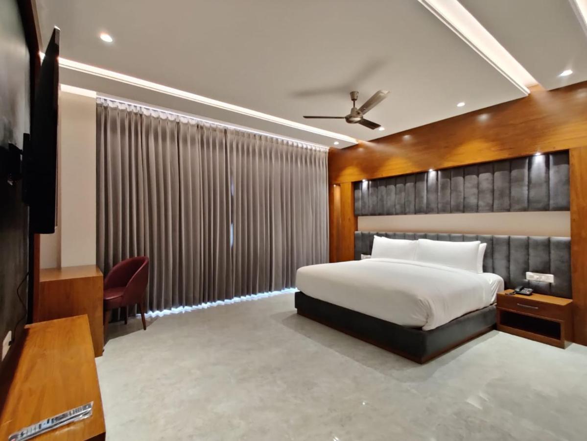 Hotel Parth Una  Extérieur photo