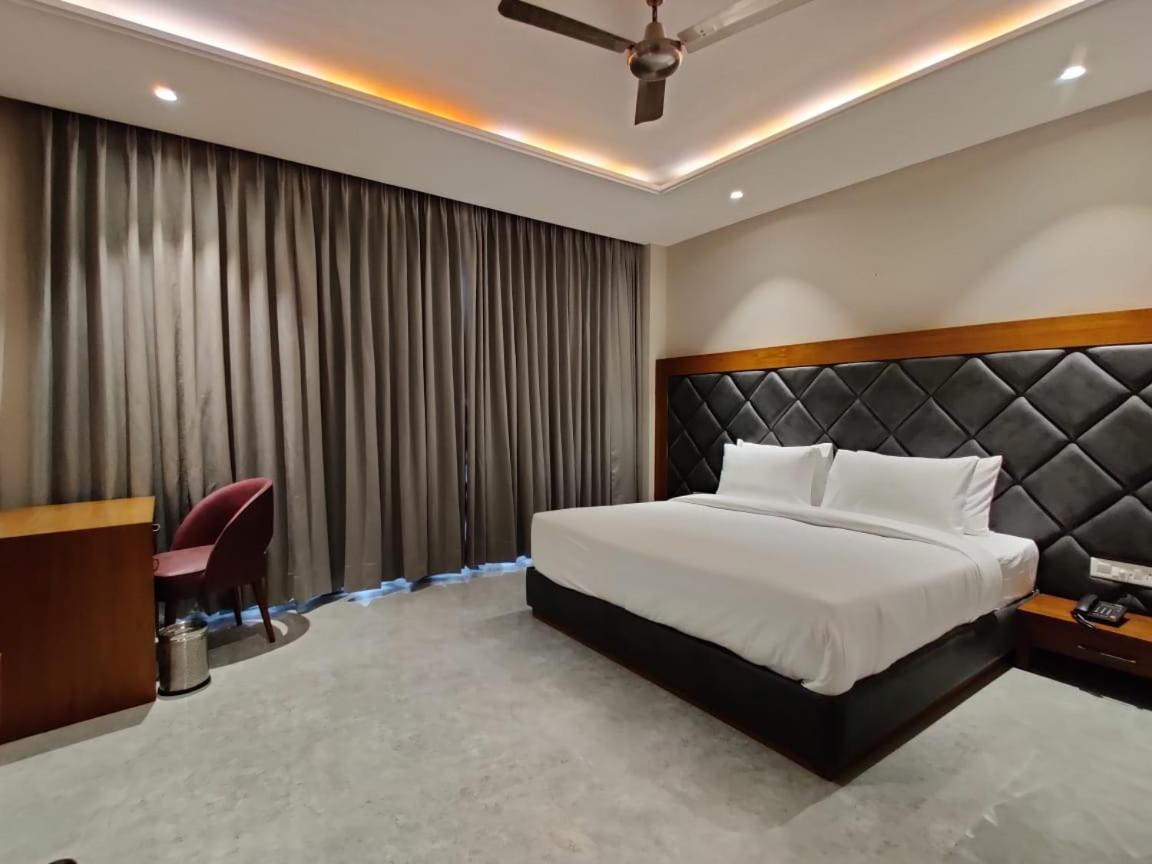 Hotel Parth Una  Extérieur photo